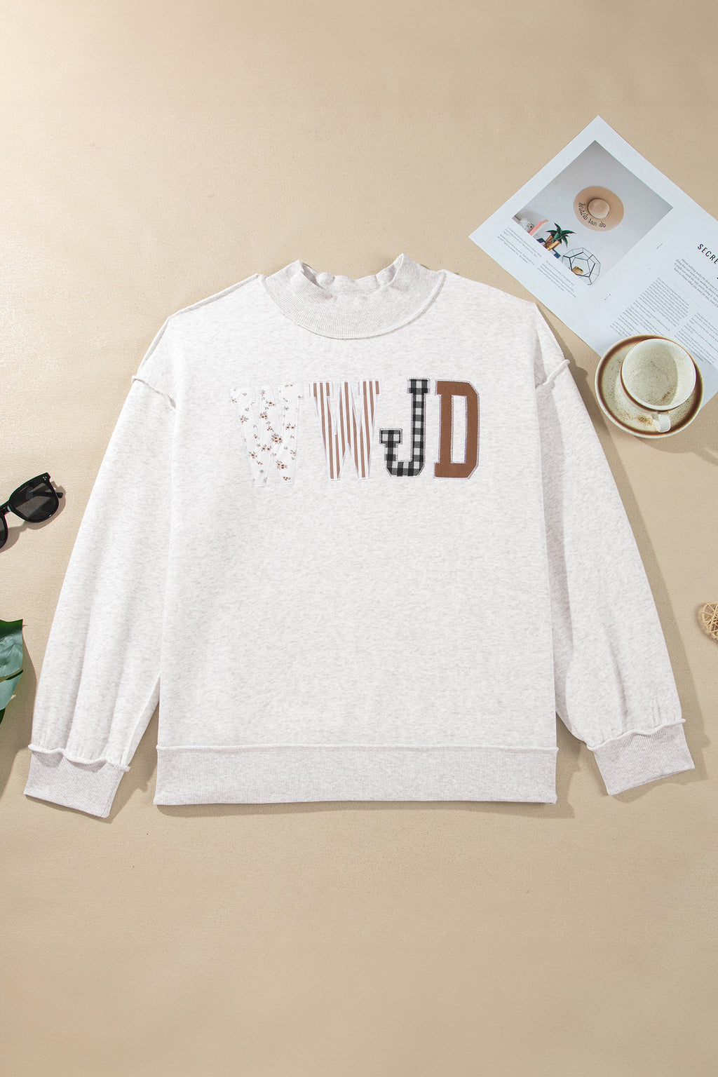 WWJD Mix Pattern Letter Graphic Exposed Seam Loose Plus Size Sweatshirt